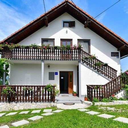 Apartman Plum Plitvice Дрежник Град Экстерьер фото