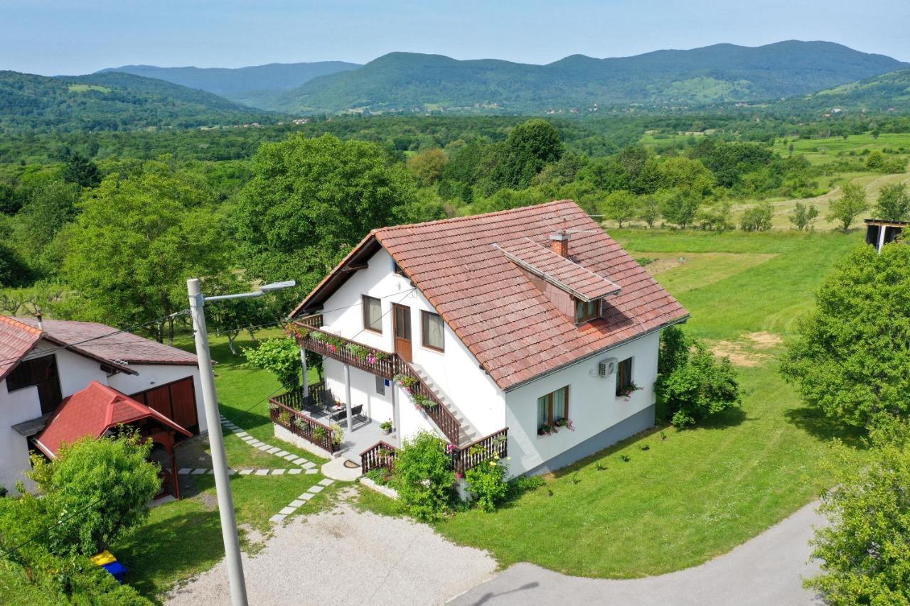 Apartman Plum Plitvice Дрежник Град Экстерьер фото